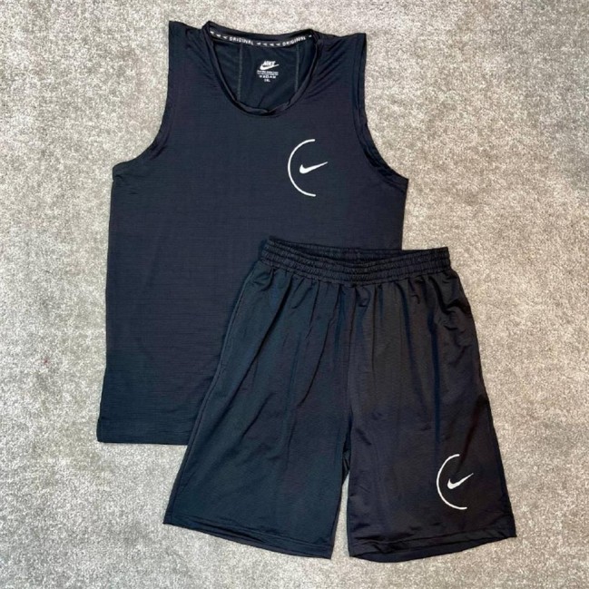 ست مردانه تاپ حلقه اي و شلوارك نايك كد 51110 عمده