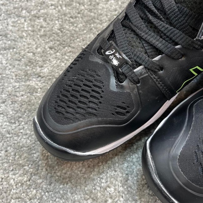 كفش واليبال asics كد 76013 تكي