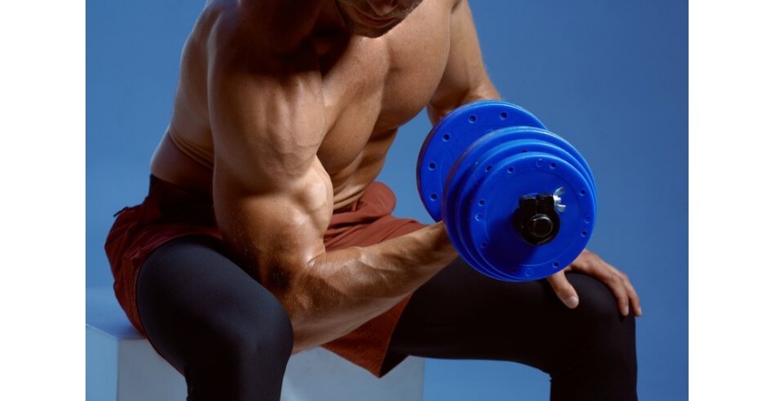 چیکار کنم بازوهام بزرگ شه؟ - راهکارهای بزرگ شدن بازو